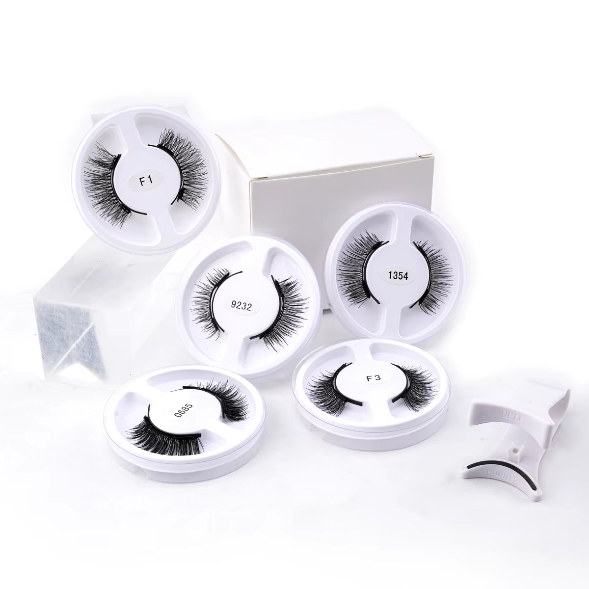 Magnetic False Eyelashes Kit - 5 Pairs of Reusable Mink Lashes with Tweezers for Stunning Eye Makeup